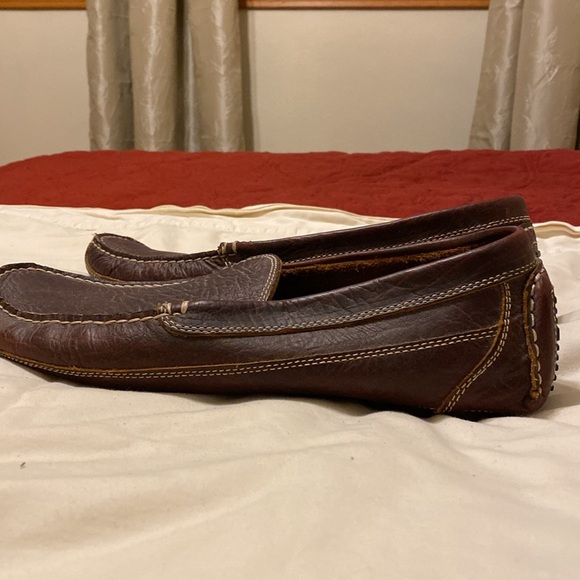 Shoes - Picture 3 of 5